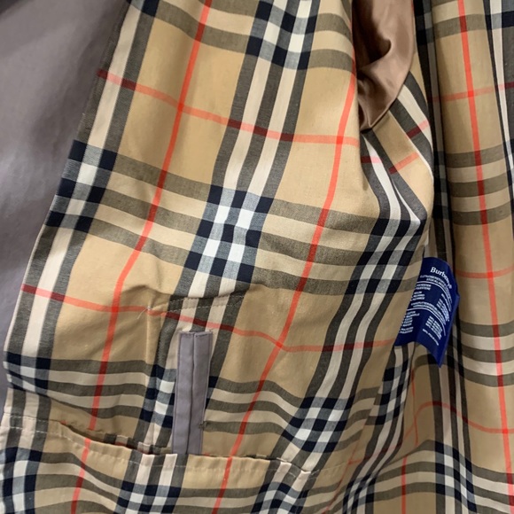 BURBERRY MEN’S COAT - Picture 7 of 15